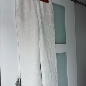 St. John 100% linen Dyed Cloth lined Relaxed Fit Trousers.